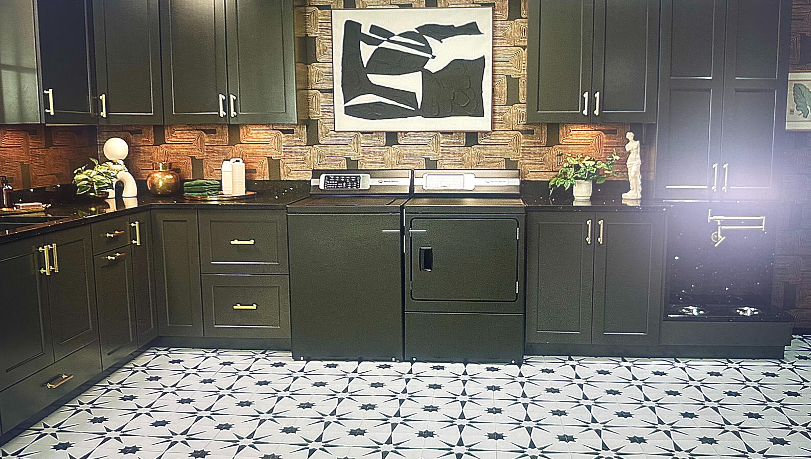 Commercial Set Design